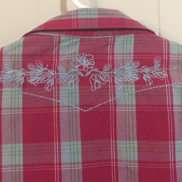 Bit & Bridle Western Plaid Embroidered Snap Front - Picture 6 of 6